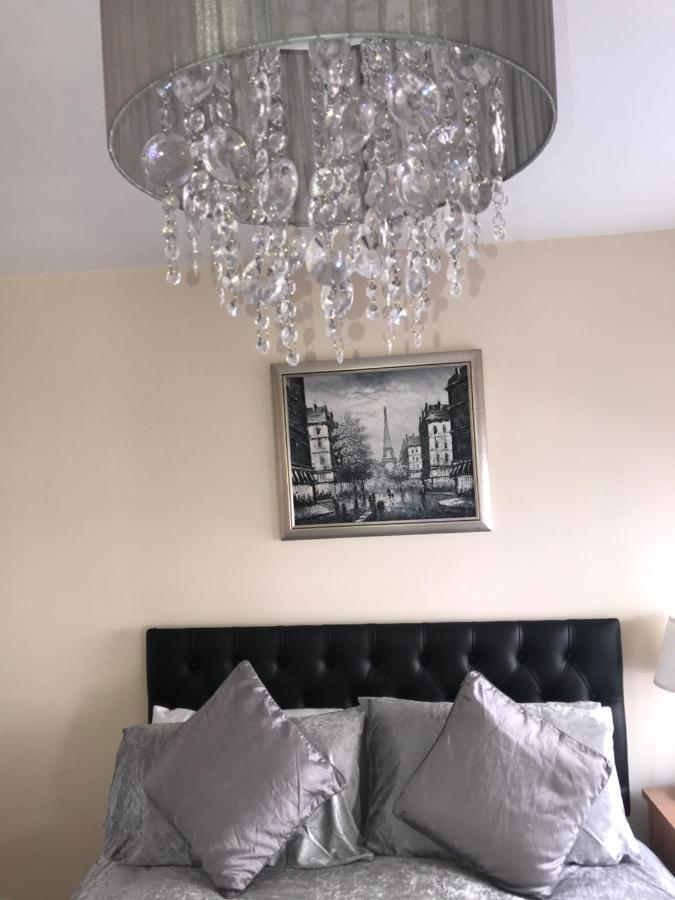Trinity Apartments Four 1-Bedroom Apts Waterford City Centre Eksteriør bilde